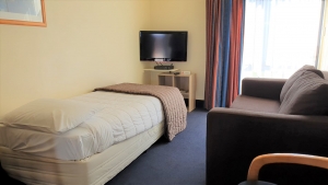 The Peaks Motor Inn