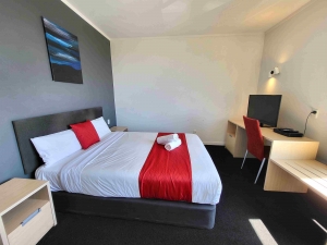 Parnell Pines Hotel