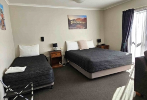 Palm Court Motel