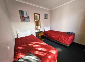 Palm Court Motel