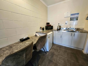 Sentry Hill Motel (FHGC)