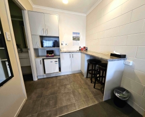 Sentry Hill Motel (FHGC)